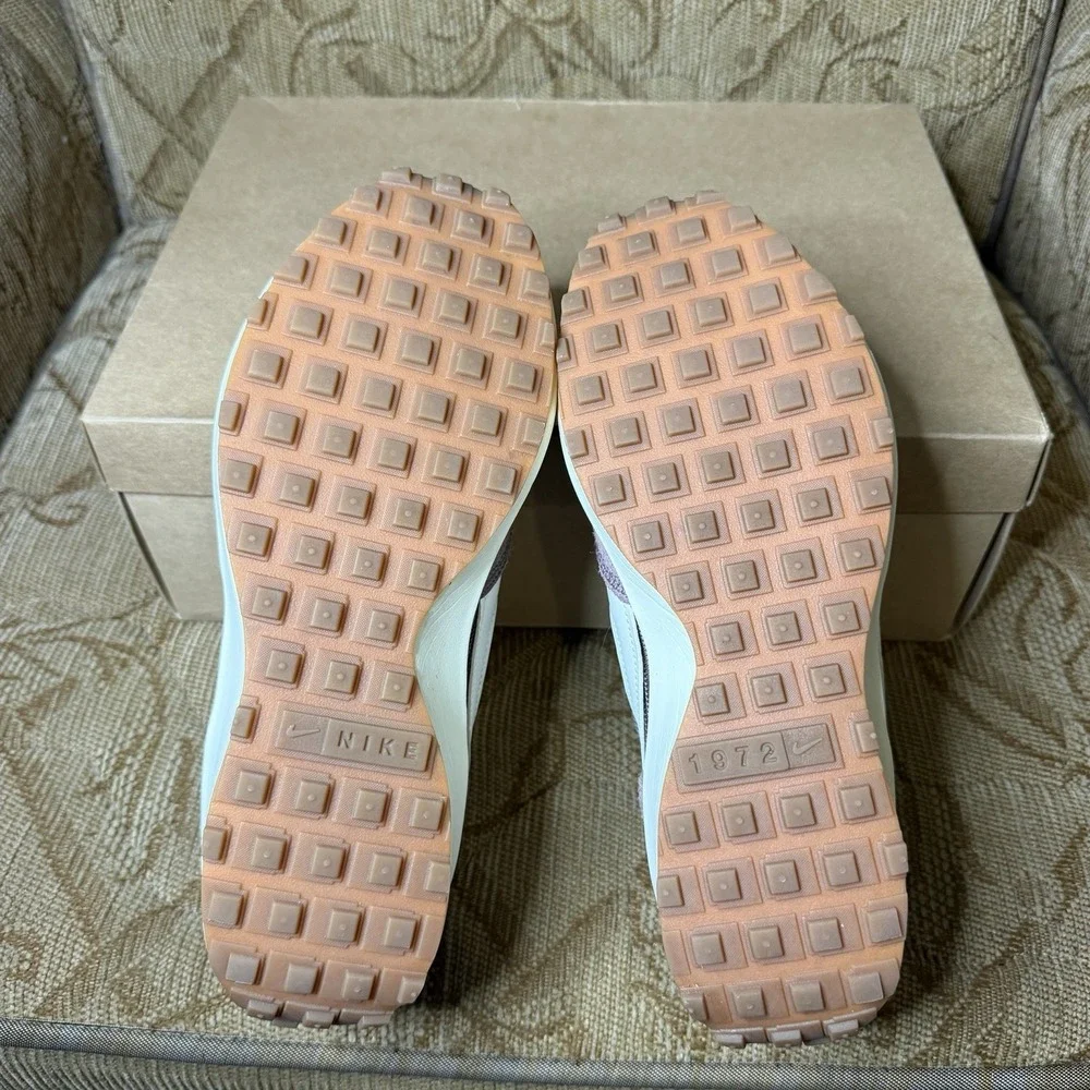 Nike Waffle Debut Vintage Plum Sail Women's US Size 10 DX2931-200